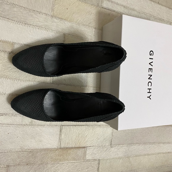 Givenchy women’s pumps - Picture 8 of 8